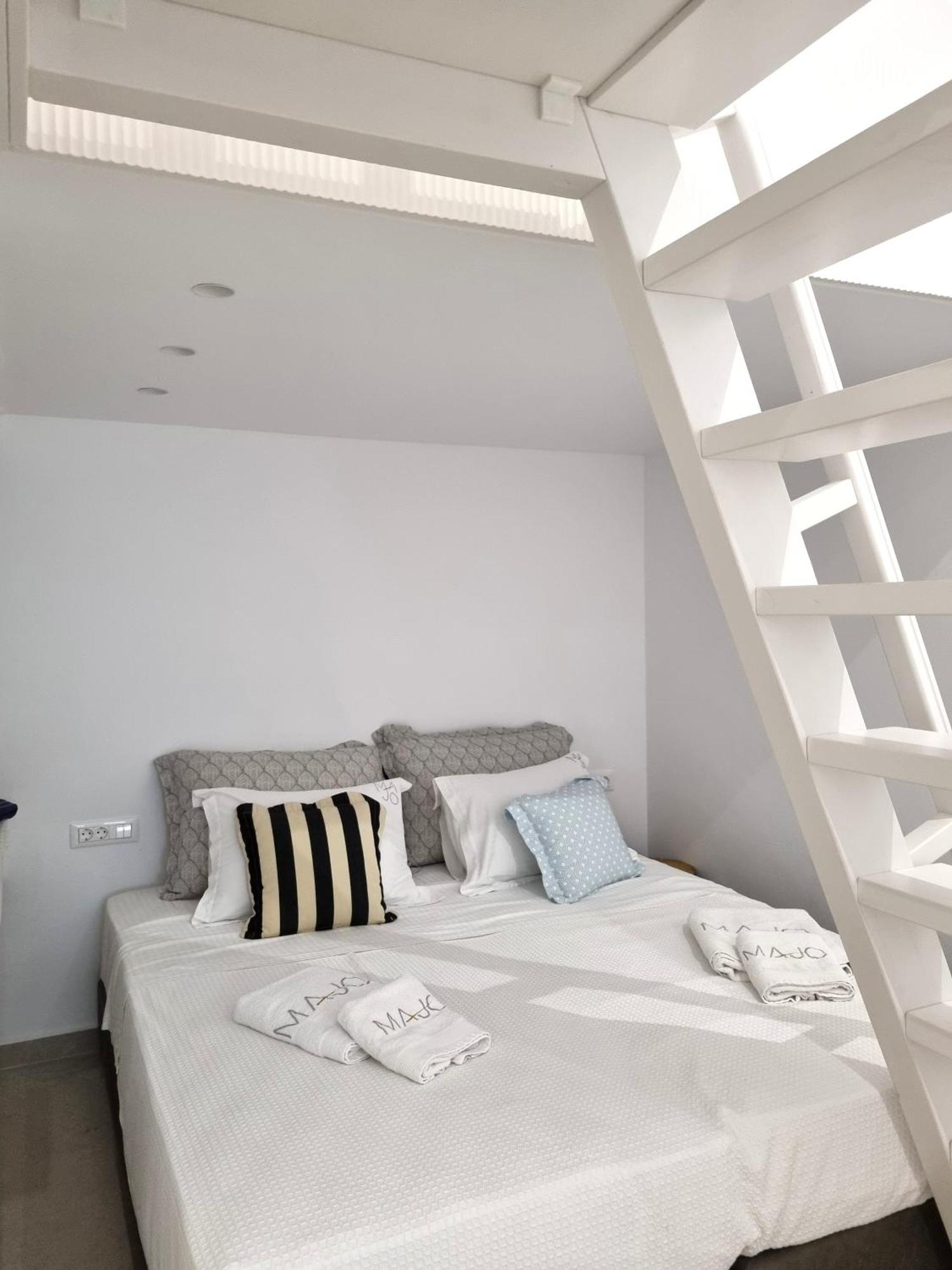 Majo Suites Hotel Agia Anna  외부 사진